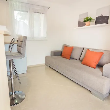 公寓 With An Old Town View *